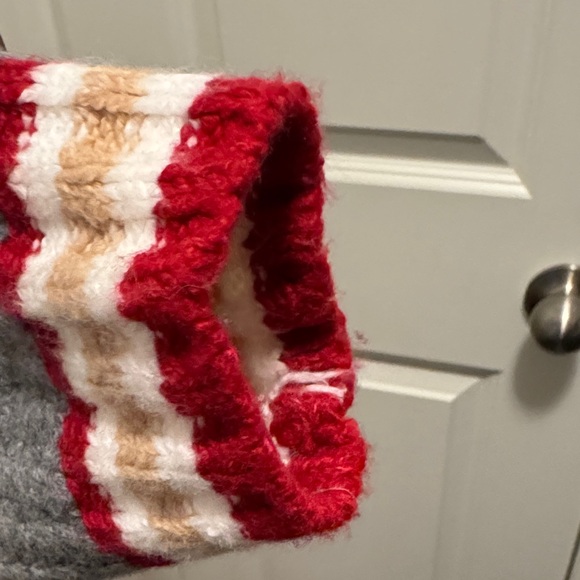 American Eagle Outfitters Women's Gray and Red Varsity Jacket - Picture 11 of 11